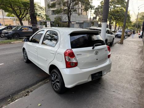 TOYOTA Etios Hatch 1.3 16V 4P FLEX X AUTOMÁTICO, Foto 7