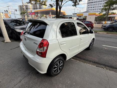 TOYOTA Etios Hatch 1.3 16V 4P FLEX X AUTOMÁTICO, Foto 8