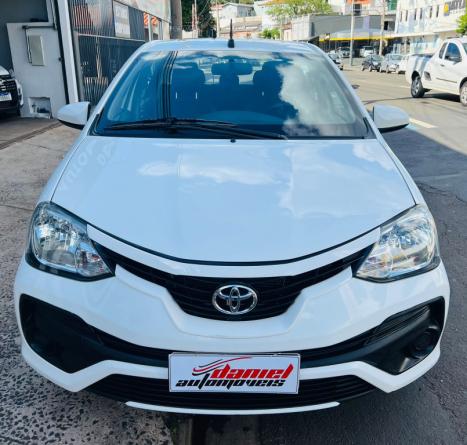 TOYOTA Etios Sedan 1.5 16V 4P FLEX XS, Foto 3