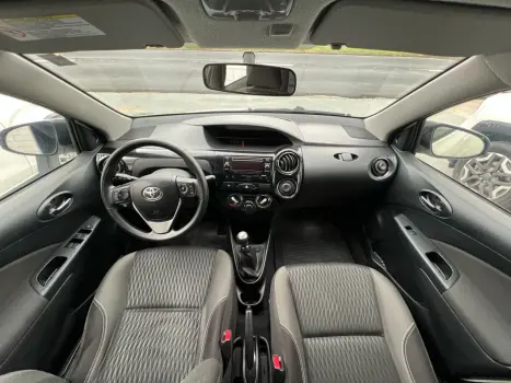 TOYOTA Etios Sedan 1.5 16V 4P FLEX X PLUS, Foto 8 TOYOTA Etios Sedan 1.5 16V 4P FLEX X PLUS, Foto 8