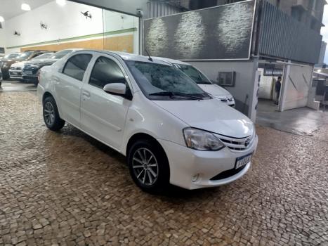 TOYOTA Etios Sedan 1.5 16V 4P FLEX X, Foto 2
