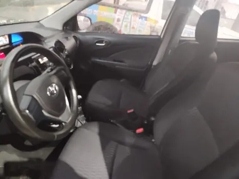 TOYOTA Etios Sedan 1.5 16V 4P FLEX X, Foto 8