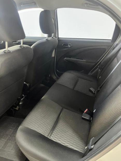 TOYOTA Etios Sedan 1.5 16V 4P FLEX X PLUS AUTOMTICO, Foto 12