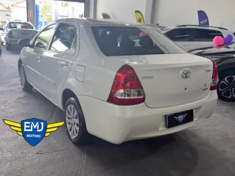 TOYOTA Etios Sedan 1.5 16V 4P FLEX XS, Foto 4