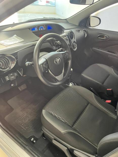 TOYOTA Etios Sedan 1.5 16V 4P FLEX X PLUS AUTOMTICO, Foto 15