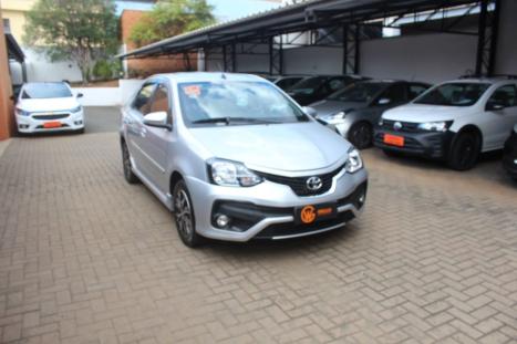 TOYOTA Etios Sedan 1.5 16V 4P FLEX PLATINUM AUTOM�TICO, Foto 3