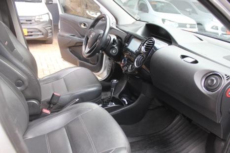 TOYOTA Etios Sedan 1.5 16V 4P FLEX PLATINUM AUTOM�TICO, Foto 12