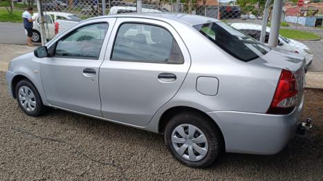 TOYOTA Etios Sedan 1.5 16V 4P FLEX X, Foto 2