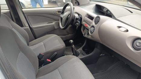 TOYOTA Etios Sedan 1.5 16V 4P FLEX X, Foto 3