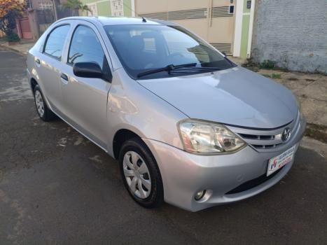 TOYOTA Etios Sedan 1.5 16V 4P FLEX X, Foto 2