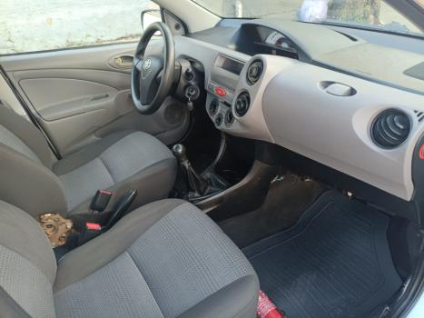 TOYOTA Etios Sedan 1.5 16V 4P FLEX X, Foto 6