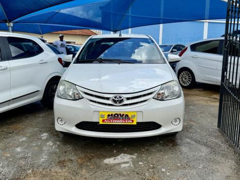 TOYOTA Etios Sedan 1.5 16V 4P FLEX X AUTOM�TICO, Foto 2