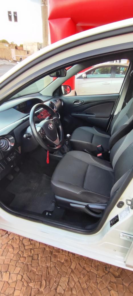 TOYOTA Etios Sedan 1.5 16V 4P FLEX X PLUS, Foto 8