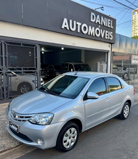 TOYOTA Etios Sedan 1.5 16V 4P FLEX XS AUTOM�TICO, Foto 1