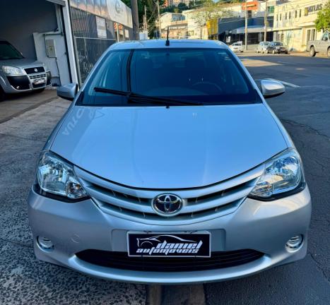 TOYOTA Etios Sedan 1.5 16V 4P FLEX XS AUTOM�TICO, Foto 2