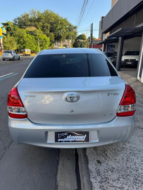 TOYOTA Etios Sedan 1.5 16V 4P FLEX XS AUTOM�TICO, Foto 8