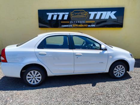 TOYOTA Etios Sedan 1.5 16V 4P FLEX XS, Foto 2