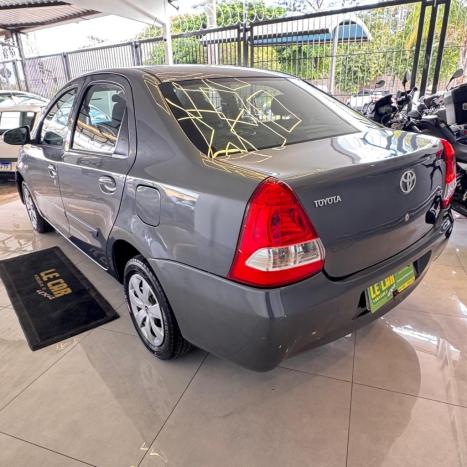 TOYOTA Etios Sedan 1.5 16V 4P FLEX X PLUS, Foto 8