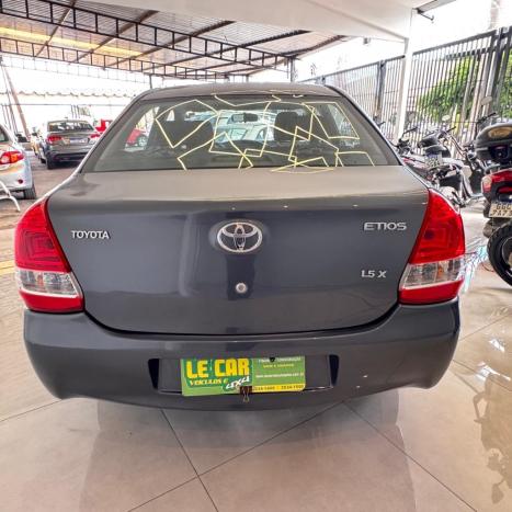 TOYOTA Etios Sedan 1.5 16V 4P FLEX X PLUS, Foto 9