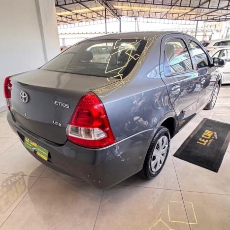 TOYOTA Etios Sedan 1.5 16V 4P FLEX X PLUS, Foto 10