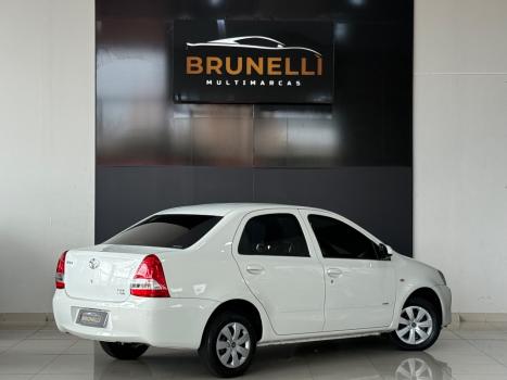 TOYOTA Etios Sedan 1.5 16V 4P FLEX X, Foto 3