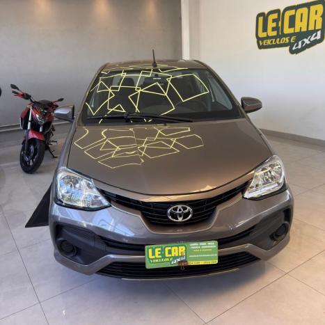 TOYOTA Etios Sedan 1.5 16V 4P FLEX XS AUTOM�TICO, Foto 2