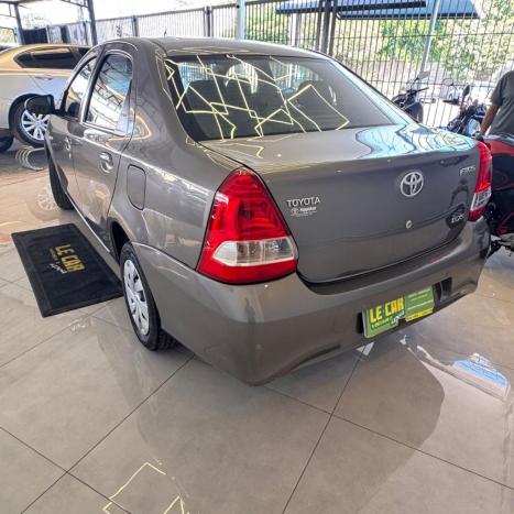 TOYOTA Etios Sedan 1.5 16V 4P FLEX XS AUTOM�TICO, Foto 8