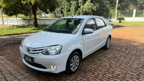 TOYOTA Etios Sedan 1.5 16V 4P FLEX XS, Foto 2