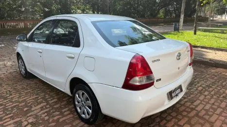 TOYOTA Etios Sedan 1.5 16V 4P FLEX XS, Foto 9
