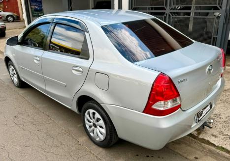 TOYOTA Etios Sedan 1.5 16V 4P FLEX XS AUTOMÁTICO, Foto 4