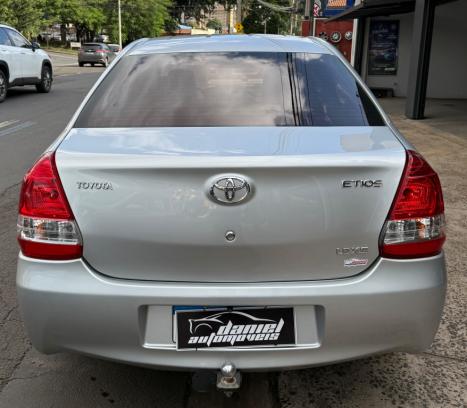 TOYOTA Etios Sedan 1.5 16V 4P FLEX XS AUTOMÁTICO, Foto 9