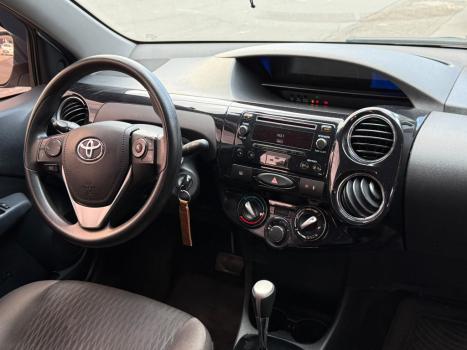 TOYOTA Etios Sedan 1.5 16V 4P FLEX XS AUTOMÁTICO, Foto 12