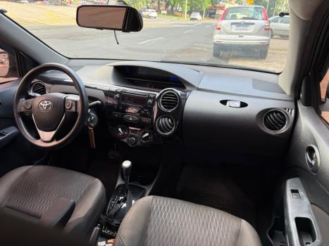 TOYOTA Etios Sedan 1.5 16V 4P FLEX XS AUTOMÁTICO, Foto 13