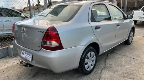 TOYOTA Etios Sedan 1.5 16V 4P FLEX X, Foto 2