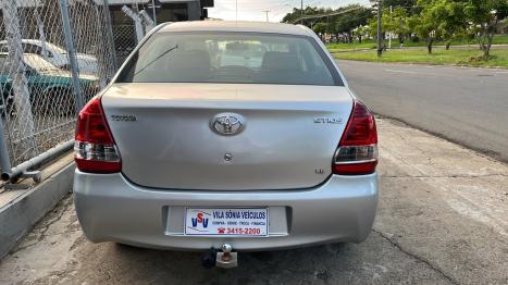 TOYOTA Etios Sedan 1.5 16V 4P FLEX X, Foto 4