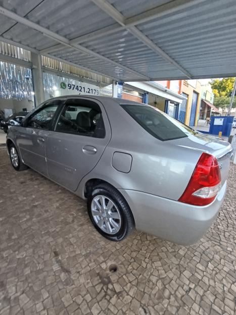 TOYOTA Etios Sedan 1.5 16V 4P FLEX XLS, Foto 4