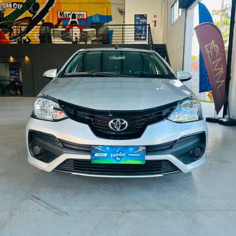 TOYOTA Etios Sedan 1.5 16V 4P FLEX X PLUS AUTOM�TICO, Foto 2