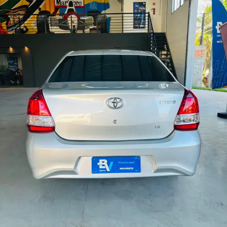 TOYOTA Etios Sedan 1.5 16V 4P FLEX X PLUS AUTOM�TICO, Foto 5