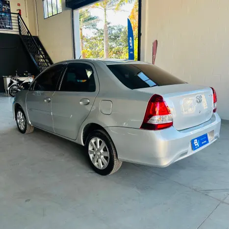TOYOTA Etios Sedan 1.5 16V 4P FLEX X PLUS AUTOM�TICO, Foto 6