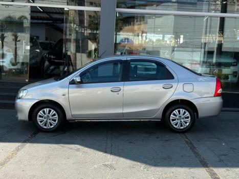TOYOTA Etios Sedan 1.5 16V 4P FLEX XS AUTOM�TICO, Foto 6