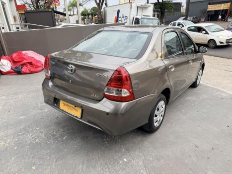TOYOTA Etios Sedan 1.5 16V 4P FLEX XS AUTOM�TICO, Foto 6