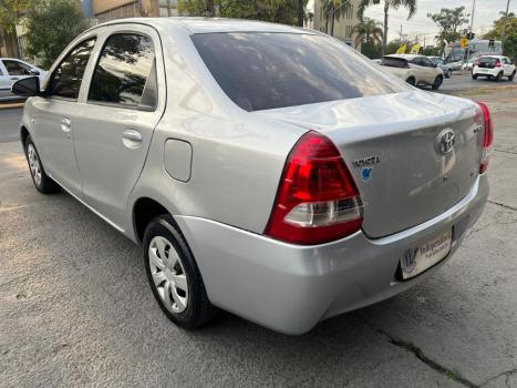 TOYOTA Etios Sedan 1.5 16V 4P FLEX X, Foto 4