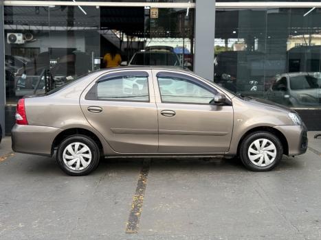 TOYOTA Etios Sedan 1.5 16V 4P FLEX X AUTOMÁTICO, Foto 9
