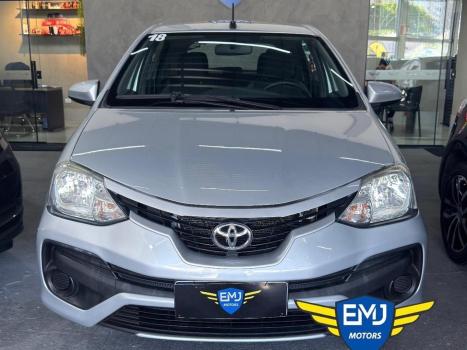 TOYOTA Etios Sedan , Foto 2