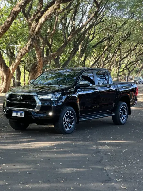 TOYOTA Hilux Caminhonete 2.8 16V SRX 4X4 TURBO DIESEL CABINE DUPLA AUTOMTICO, Foto 4