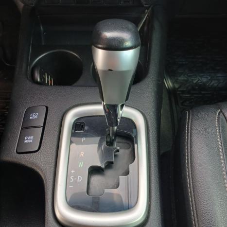 TOYOTA Hilux Caminhonete 2.7 16V 4P SRV FLEX CABINE DUPLA AUTOMTICO, Foto 10