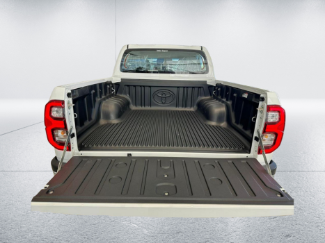 TOYOTA Hilux Caminhonete 2.8 16V SRV 4X4 DIESEL CABINE DUPLA AUTOMTICO, Foto 6