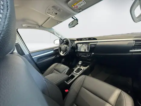 TOYOTA Hilux Caminhonete 2.8 16V SRV 4X4 DIESEL CABINE DUPLA AUTOMTICO, Foto 7