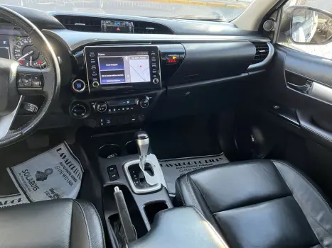 TOYOTA Hilux Caminhonete 2.8 16V SRV 4X4 DIESEL CABINE DUPLA AUTOMTICO, Foto 10