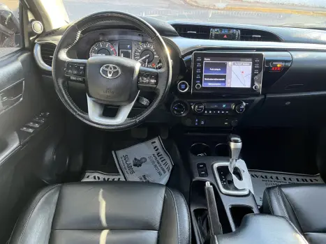 TOYOTA Hilux Caminhonete 2.8 16V SRV 4X4 DIESEL CABINE DUPLA AUTOMTICO, Foto 11